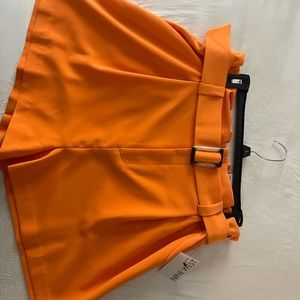 NWT Nine West high rise shorts